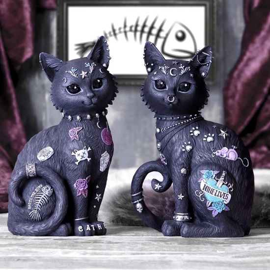 ct-fg028-10-figurine-nine-lives
