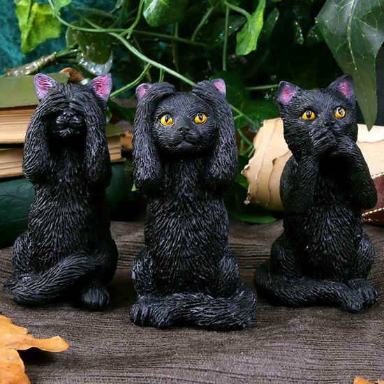 ct-fg003-5-figurines-three-wise-felines