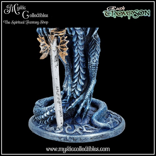 rt-gb002-8-sea-blade-goblet-ruth-thompson-collecti