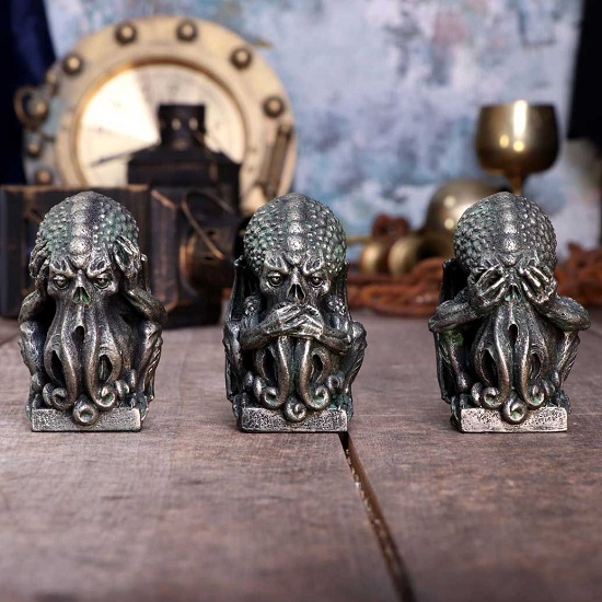 hu-fg002-8-figurines-three-wise-cthulhus