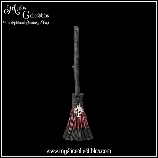 pb-fg002-1-figurine-positive-energy-broomstick-tre