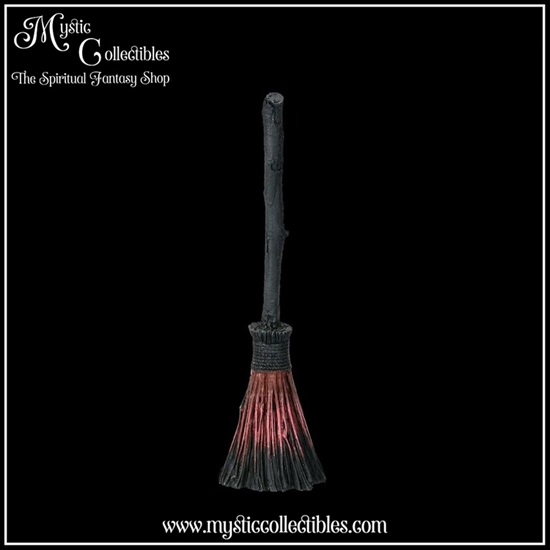 pb-fg002-3-figurine-positive-energy-broomstick-tre