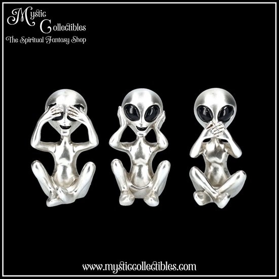 al-fg002-1-figurines-three-wise-aliens