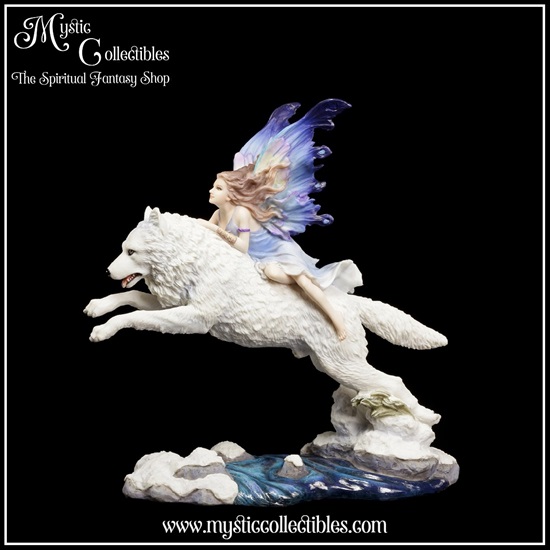 ef-fgm015-2-figurine-fairy-with-wolf-free-spirit