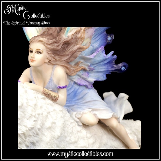 ef-fgm015-6-figurine-fairy-with-wolf-free-spirit