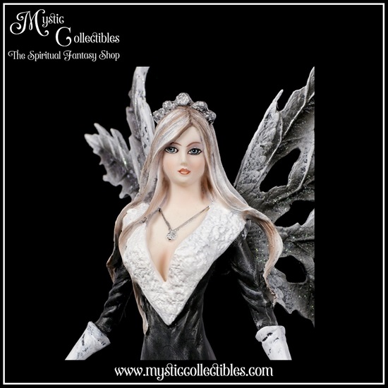 ef-fgm021-6-figurine-fairy-dark-aura-with-wolf