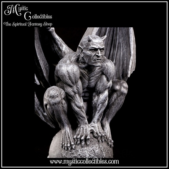 gg-fg001-5-figurine-grasp-of-darkness