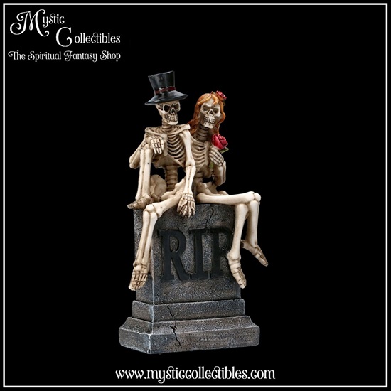 sk-fg012-6-figurine-true-love-never-dies