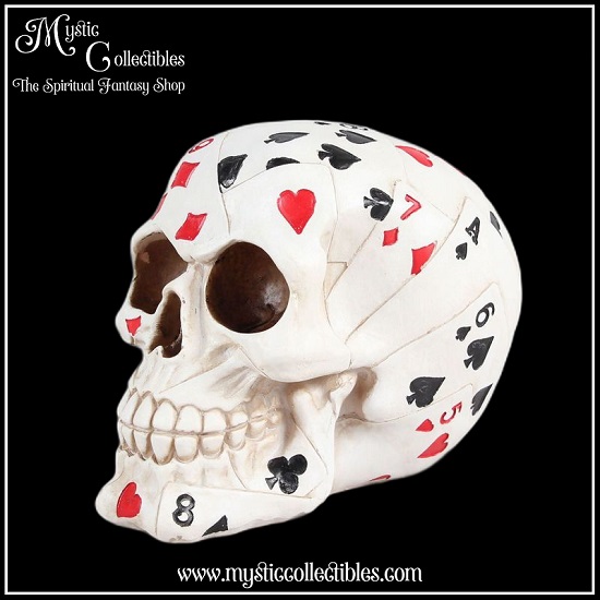 sk-sch003-1-skull-figurine-dead-mans-hand-skull