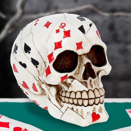 sk-sch003-5-skull-figurine-dead-mans-hand-skull