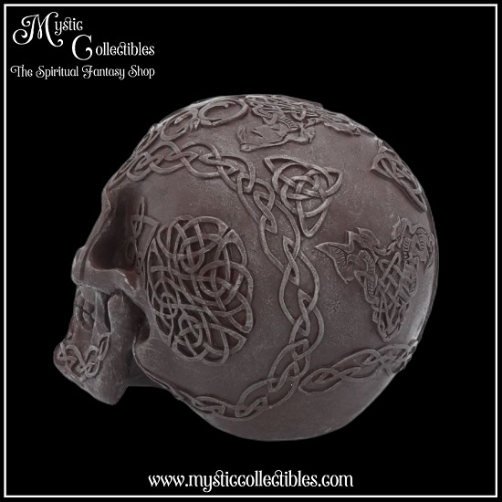 sk-sch016-2-skull-figurine-celtic-iron