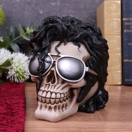 sk-sch037-6-skull-figurine-bad