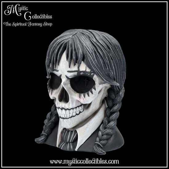 sk-sch041-2-skull-figurine-dark-glare