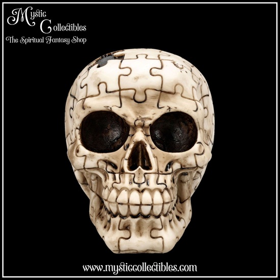 sk-sch064-2-skull-figurine-puzzled