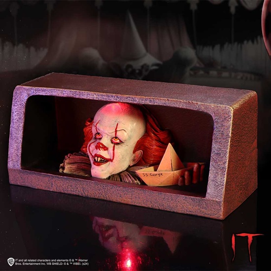 it-fg002-10-figurine-pennywise-drain-it-collection