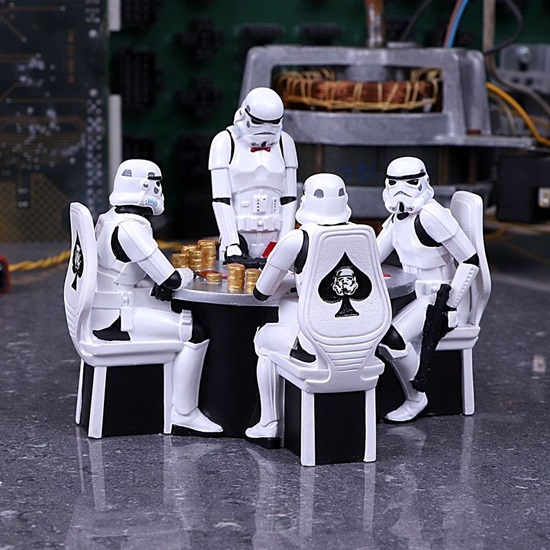sr-fg005-9-stormtrooper-poker-stormtroopers-collec