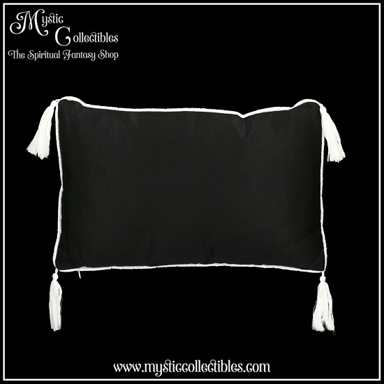 tm-cu001-2-cushion-triple-moon