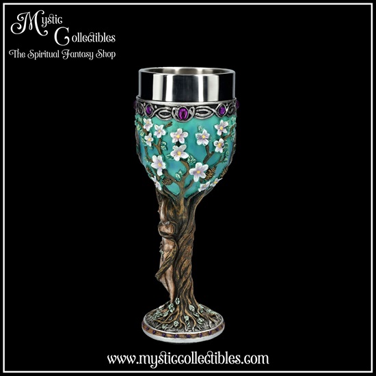 tm-gb002-3-chalice-maiden