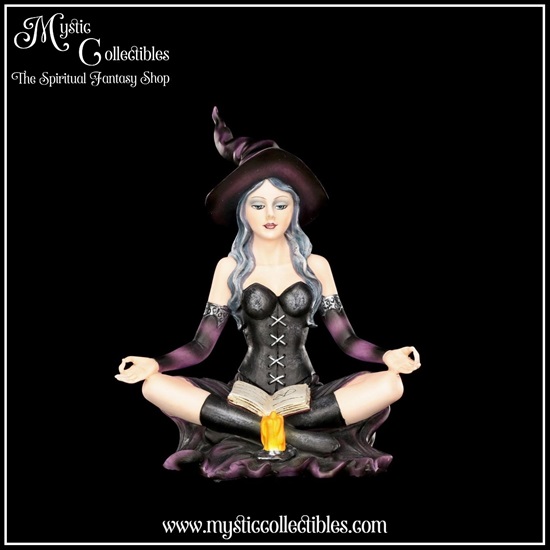 wi-fg004-1-figurine-witch-aradia