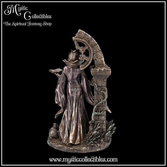 wi-fg006-4-figurine-aradia-the-wiccan-queen-of-wit