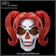 DDG-FG005 Schedel Beeld Drop Dead Gorgeous - Cackle and Chaos 19cm Skull Figurine - Drop Dead Gorgeous Collectie - Nemesis Now (Skull - Schedels - Skulls)