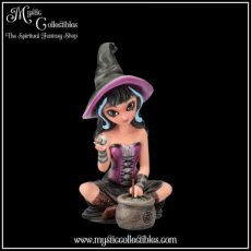 WI-FG010 Beeld Witch Pruedence 15cm - Nemesis Now (Heks - Witches - Heksen)